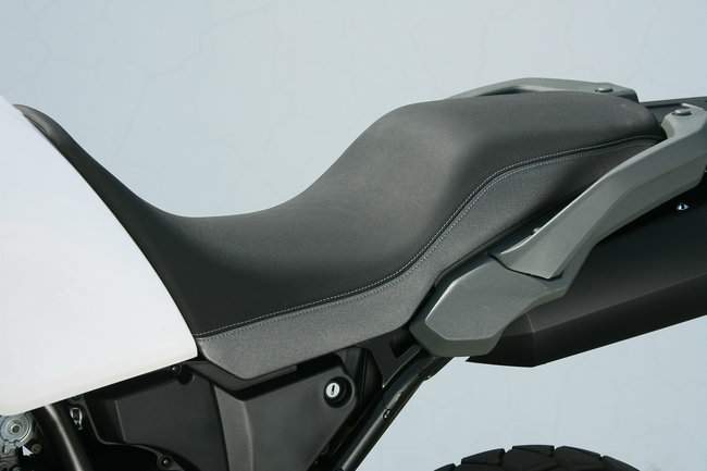 tenere 660 seat height